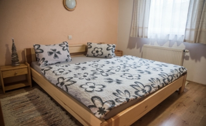 Apartmán č2 žltý dom 3