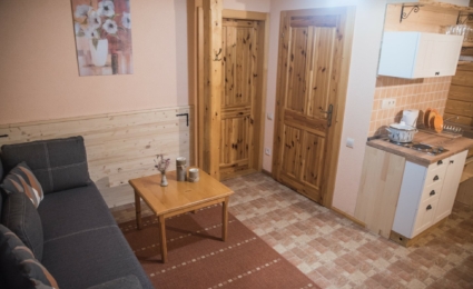 Apartmán č2 žltý dom 5